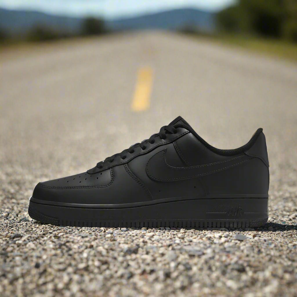 NIKE Airforce 1 black