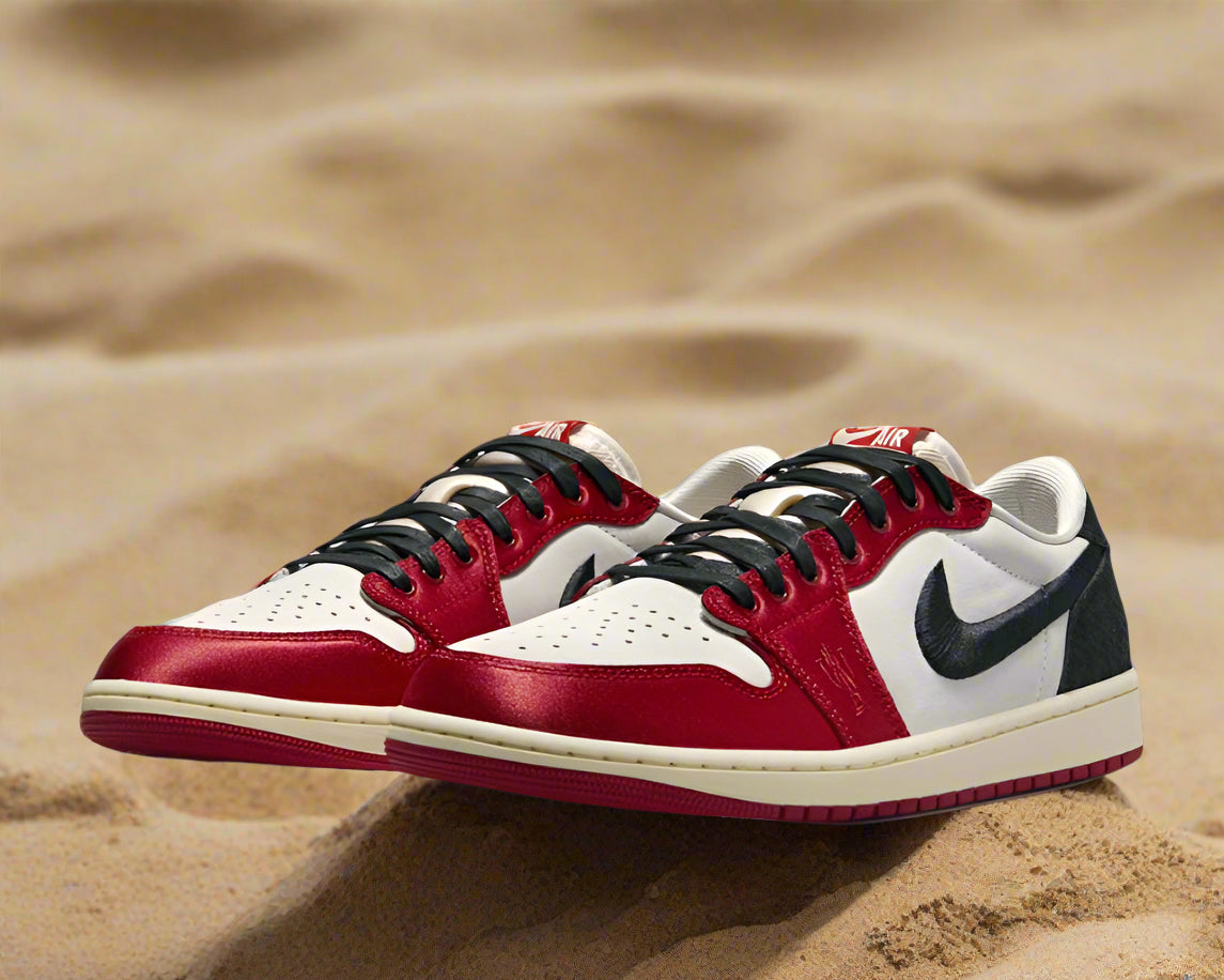 Air Jordan 1 "Trophy Room - Away