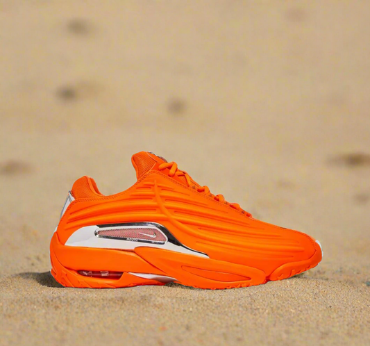 Nike Nocta orange