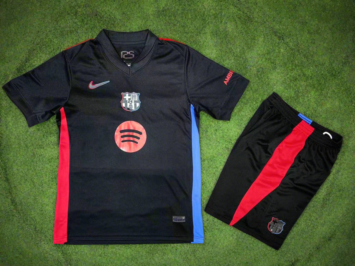 Barcelona home & away kit